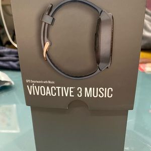 Garmin Vivoactive 3 used in good condition